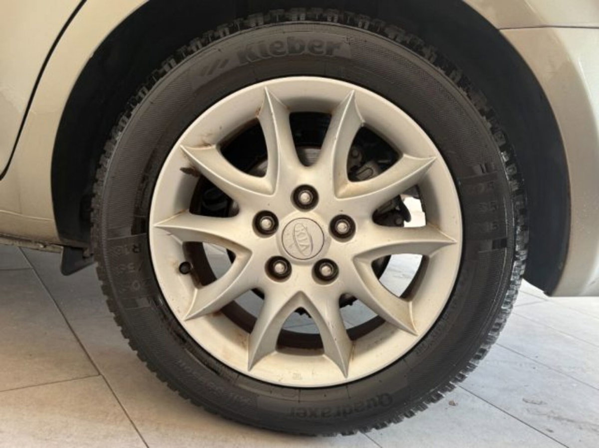 Kia cee'd Sport Wagon 1.4 90CV EX (8)