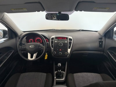 Kia cee'd Sport Wagon 1.4 90CV EX (9)