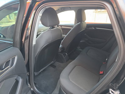 Audi A3 Sportback 1.6 TDI 116 CV (14)