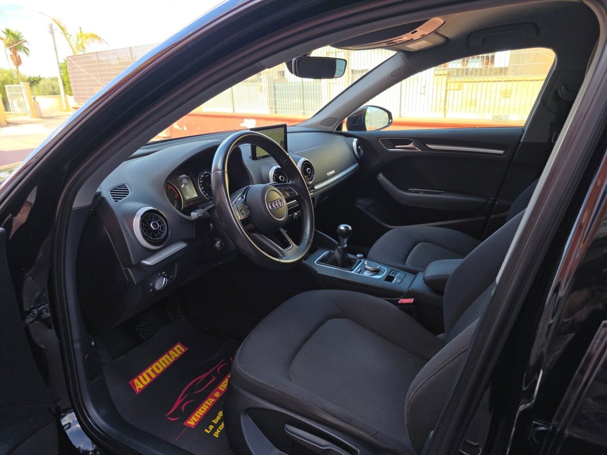 Audi A3 Sportback 1.6 TDI 116 CV (15)