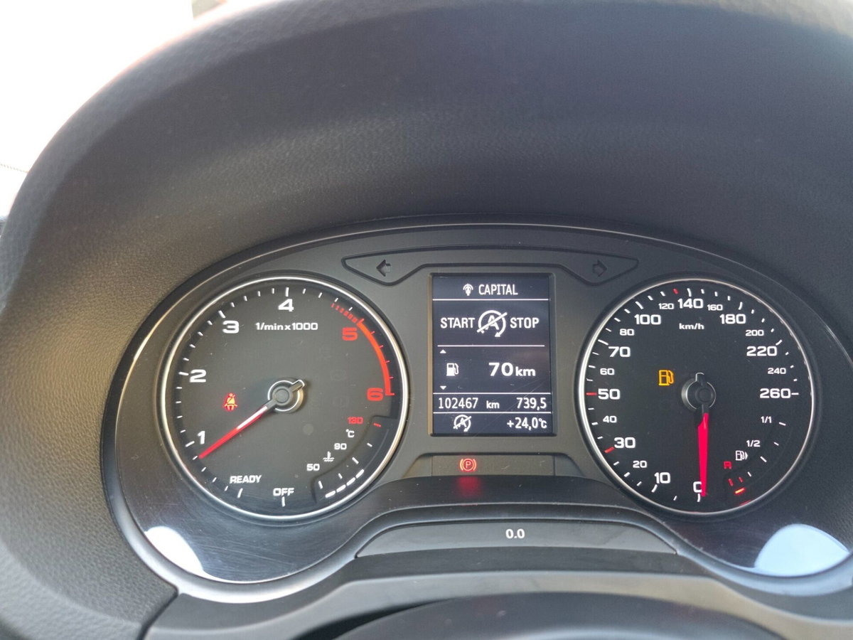 Audi A3 Sportback 1.6 TDI 116 CV (17)