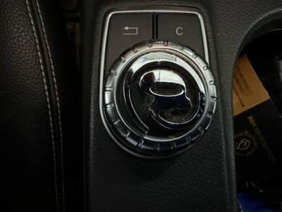 Mercedes-Benz Classe B 180 Premium (19)