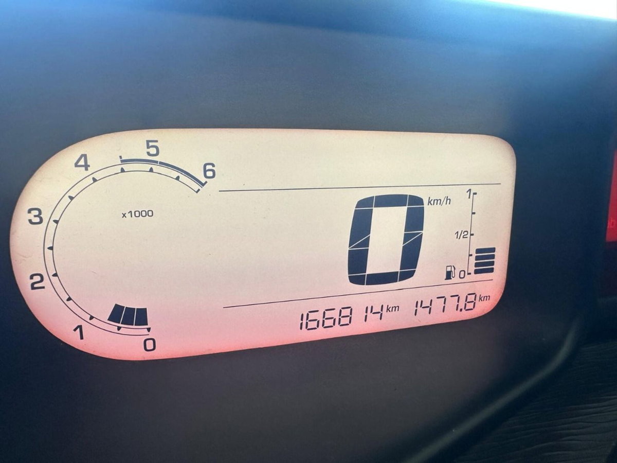 Citroen C3 Picasso 1.6 HDi 90 Exclusive Theatre (16)