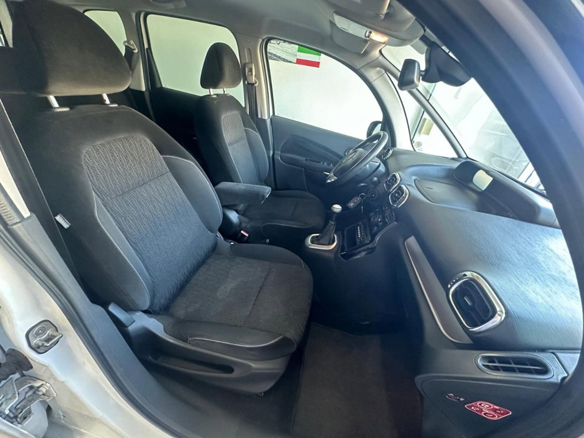 Citroen C3 Picasso 1.6 HDi 90 Exclusive Theatre (9)