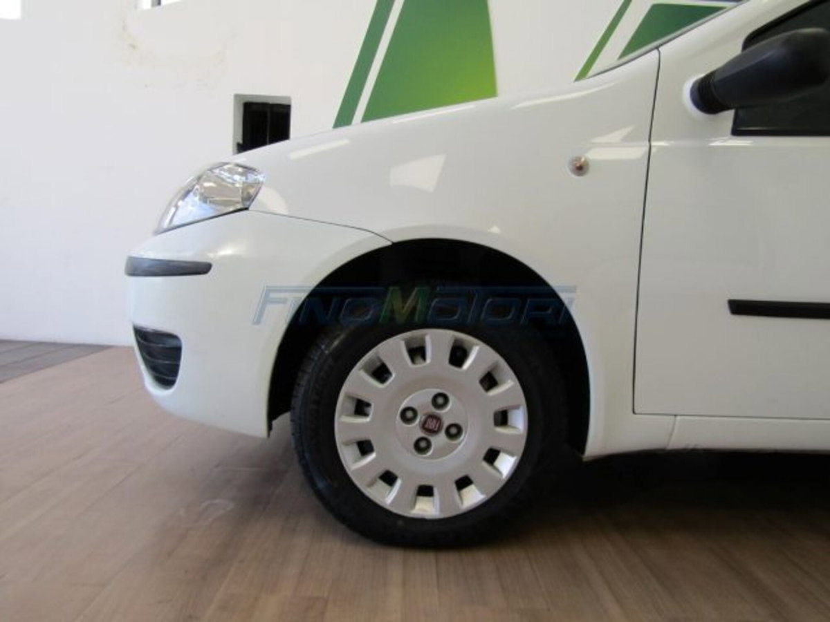 Fiat Punto Classic 1.2 5 porte Active (4)