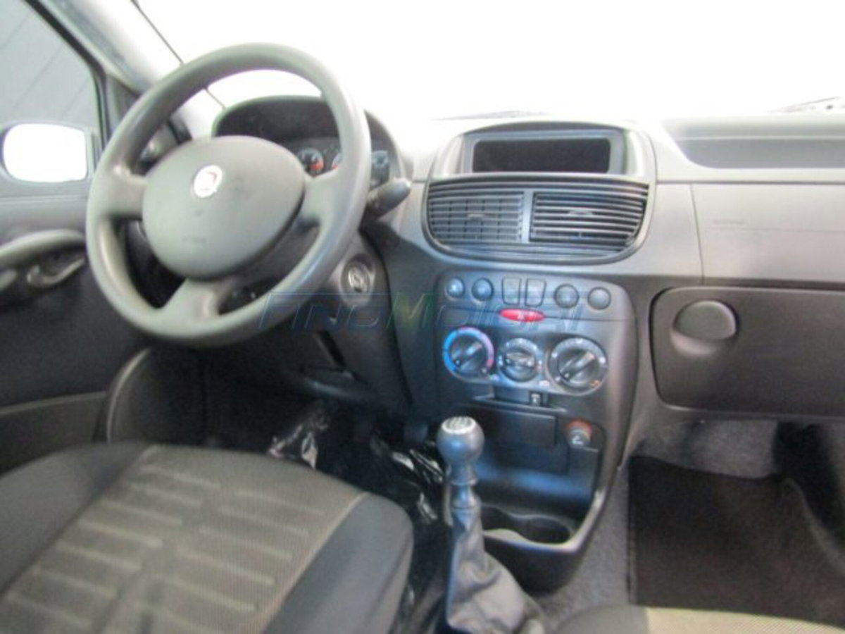 Fiat Punto Classic 1.2 5 porte Active (6)
