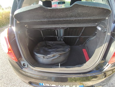 Ford Ka 1.2 8V 69CV Titanium (20)