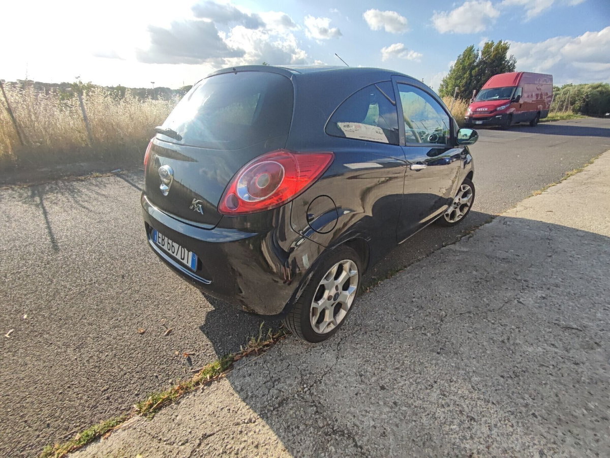 Ford Ka 1.2 8V 69CV Titanium (5)