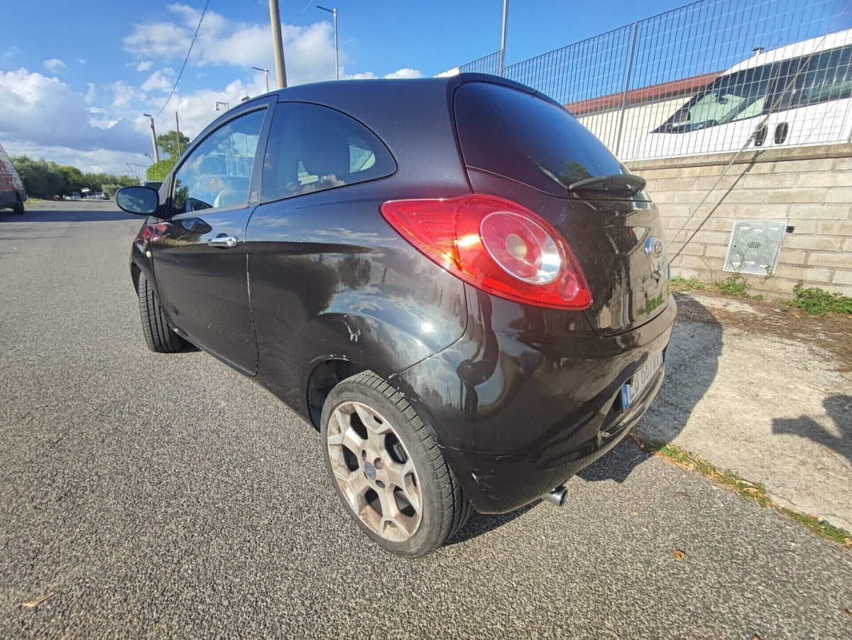 Ford Ka 1.2 8V 69CV Titanium (8)