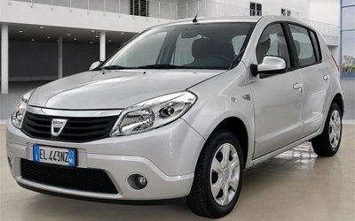 Dacia Sandero 1.2 16V Story usata