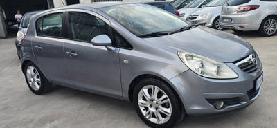 Opel Corsa 1.3 CDTI 75CV 5 porte Club (5)