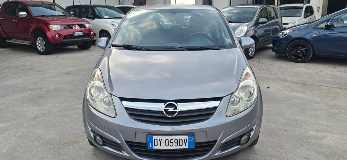 Opel Corsa 1.3 CDTI 75CV 5 porte Club (6)