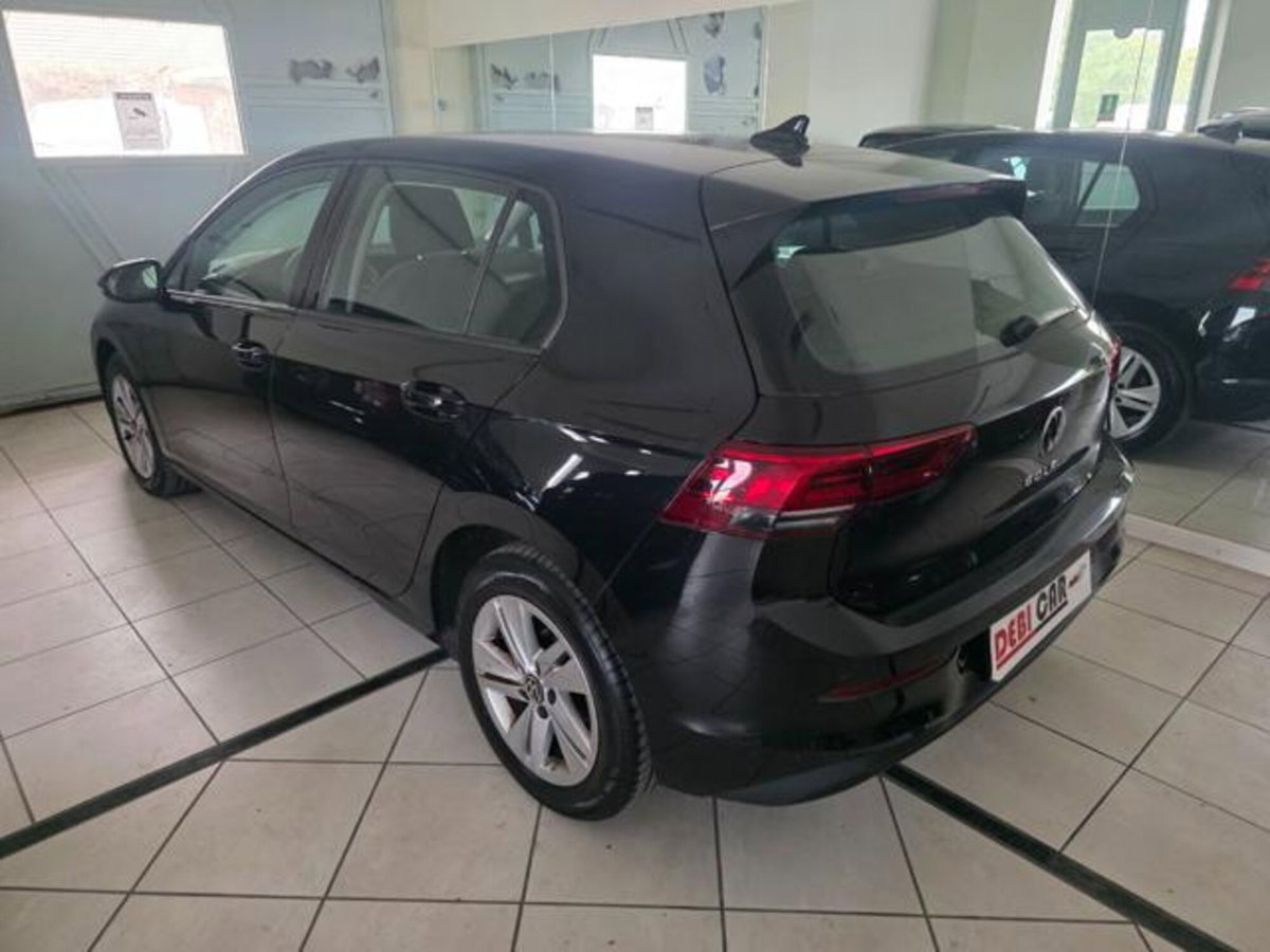Volkswagen Golf 2.0 tdi Life 115cv (6)