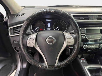 Nissan Qashqai 1.6 dCi DPF Tekna (13)