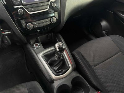 Nissan Qashqai 1.6 dCi DPF Tekna (14)