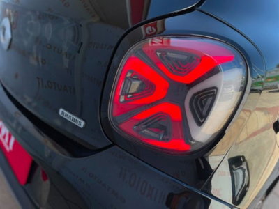 smart forfour forfour BRABUS 0.9 Turbo twinamic Xclusive (10)