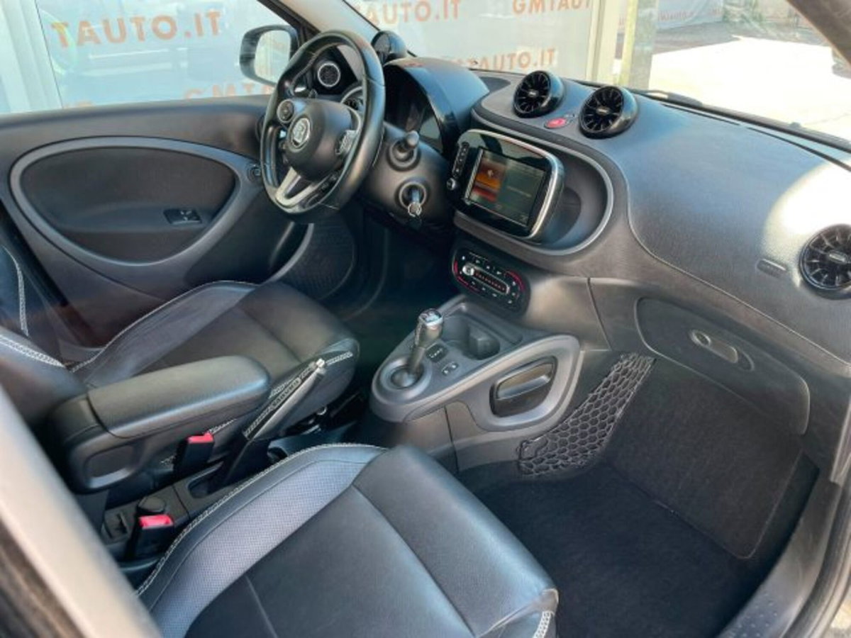 smart forfour forfour BRABUS 0.9 Turbo twinamic Xclusive (13)