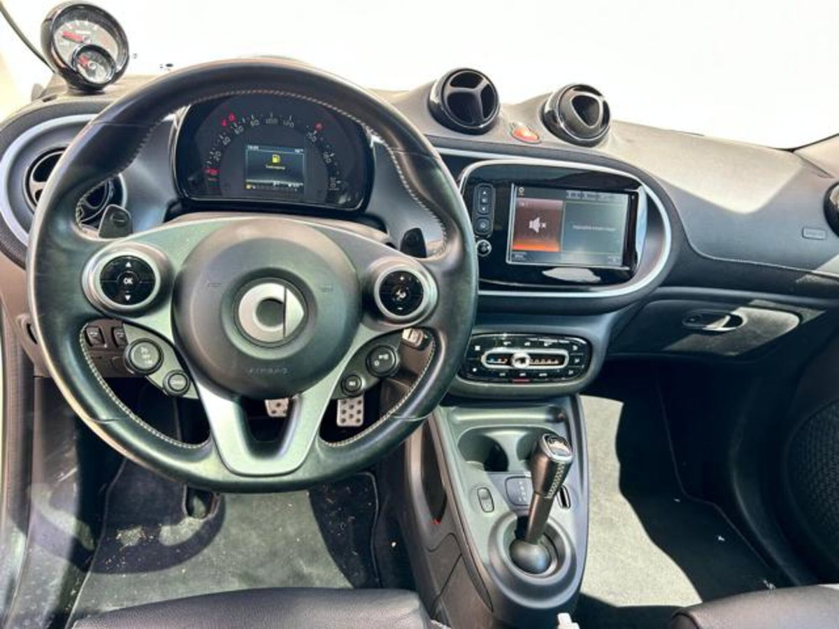 smart forfour forfour BRABUS 0.9 Turbo twinamic (14)
