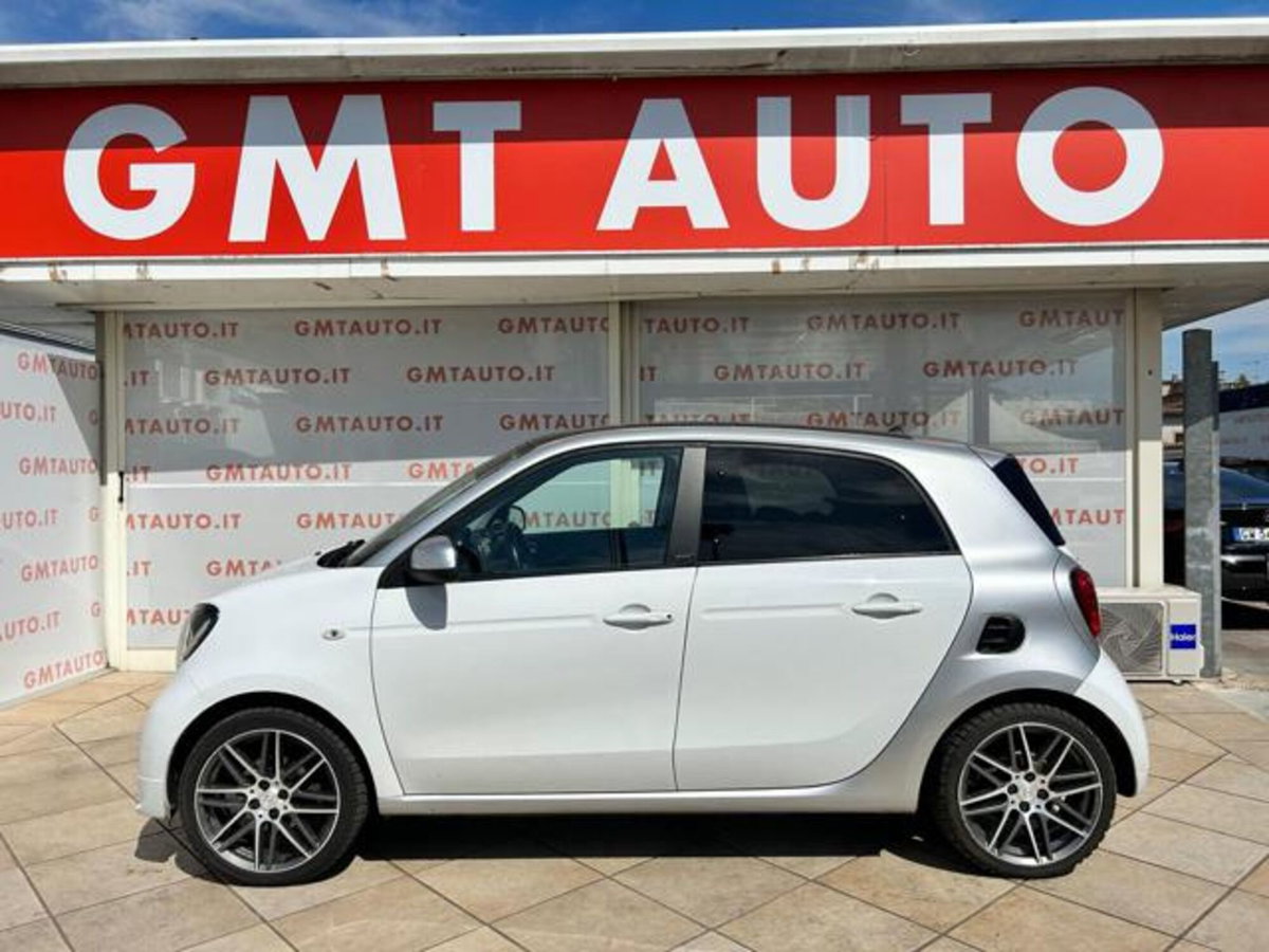 smart forfour forfour BRABUS 0.9 Turbo twinamic (9)