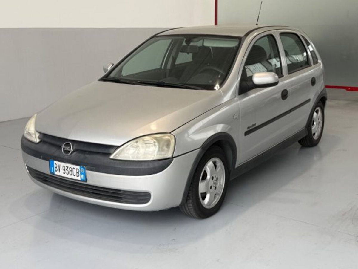 Opel Corsa 1.2i 16V cat 5 porte 'Njoy
