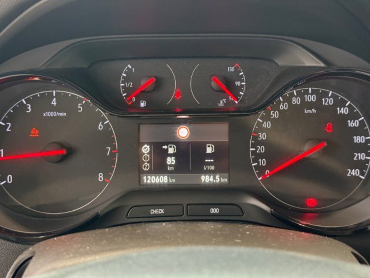 Opel Crossland X 1.5 ECOTEC D 102 CV Start&Stop Advance (13)