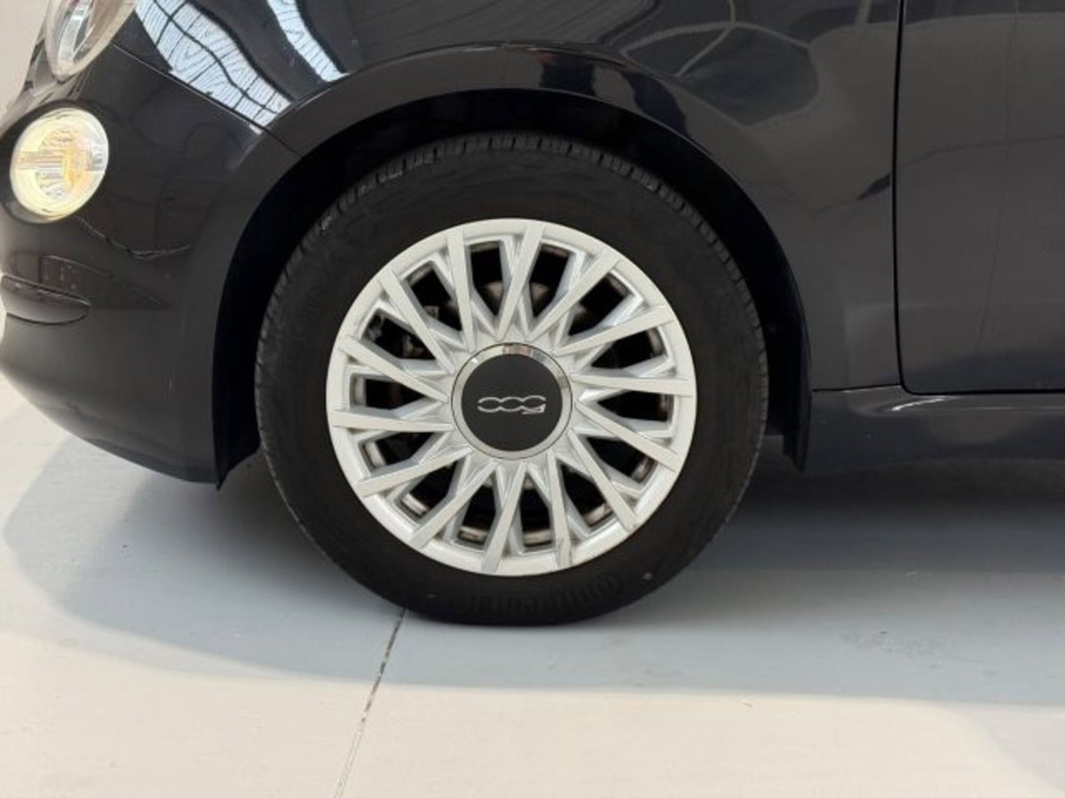 Fiat 500 1.0 Hybrid Cult (16)