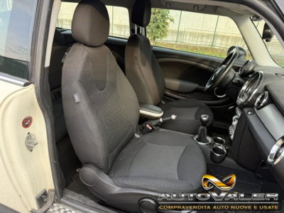 MINI Mini Clubman 1.6 16V Cooper D Clubman (10)