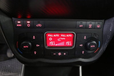 Alfa Romeo MiTo 1.4 105 CV M.air S&S Distinctive (14)