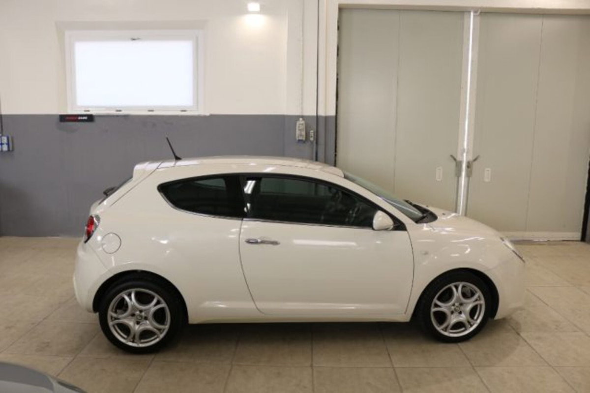 Alfa Romeo MiTo 1.4 105 CV M.air S&S Distinctive (7)