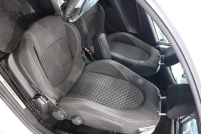 Alfa Romeo MiTo 1.4 105 CV M.air S&S Distinctive (9)