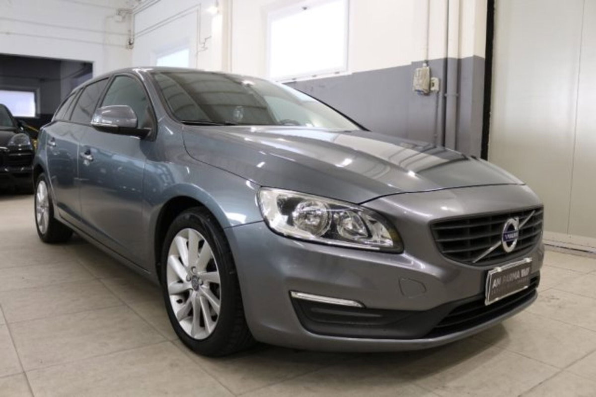 Volvo V60 D3 Momentum Business