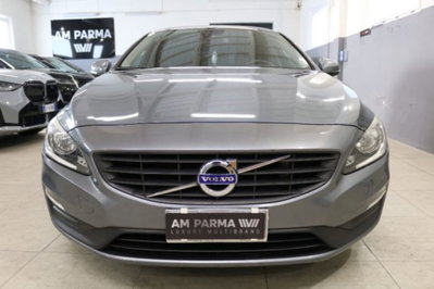 Volvo V60 D3 Momentum Business (2)