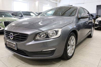 Volvo V60 D3 Momentum Business (3)