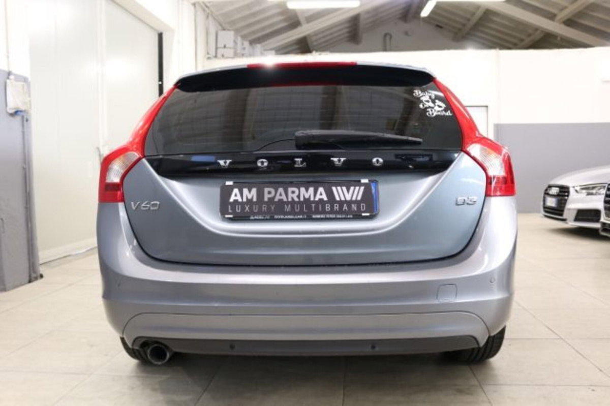 Volvo V60 D3 Momentum Business (5)