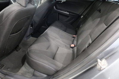 Volvo V60 D3 Momentum Business (9)