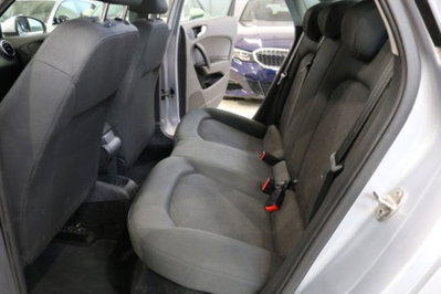 Audi A1 1.0 TFSI ultra S tronic Metal plus (17)