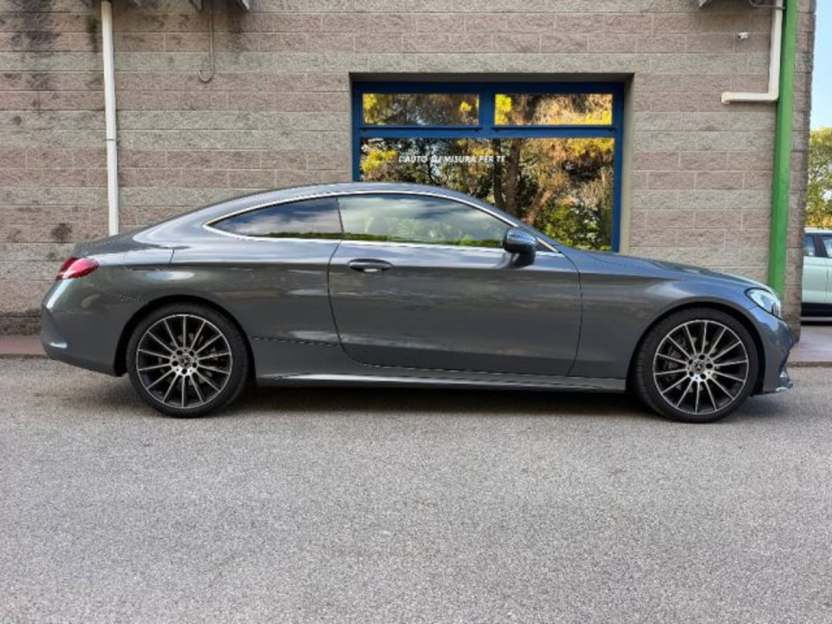 Mercedes-Benz Classe C Coupé 220 d Coupé Premium (7)