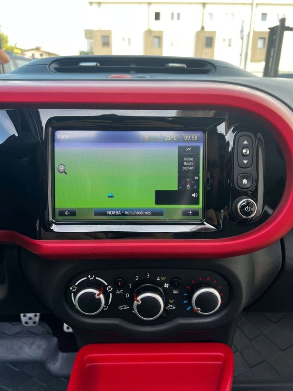 Renault Twingo 0.9 TCe 90 CV Stop&Start Energy Sport (12)
