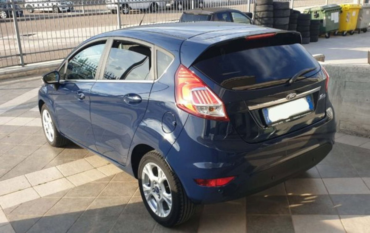 Ford Fiesta 1.4 5p. Bz.- GPL Titanium (10)