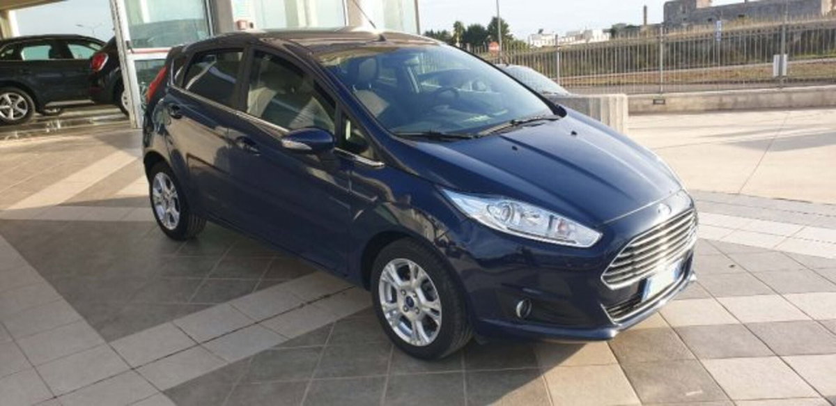 Ford Fiesta 1.4 5p. Bz.- GPL Titanium (3)