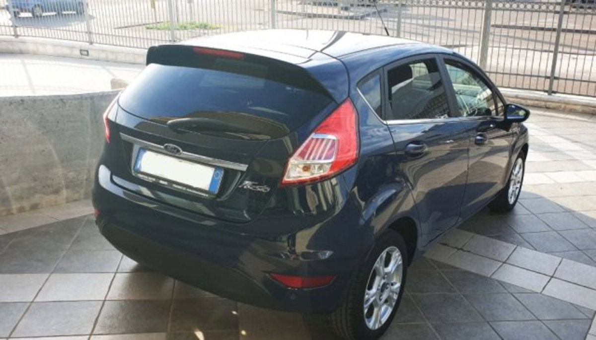 Ford Fiesta 1.4 5p. Bz.- GPL Titanium (9)