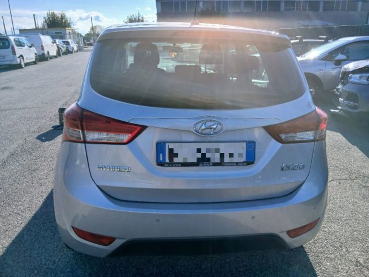 Hyundai ix20 1.4 90 CV Classic (8)