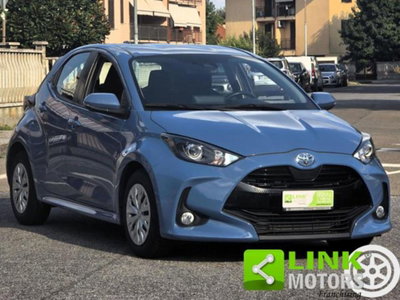 Toyota Yaris 1.0 5 porte Active (7)