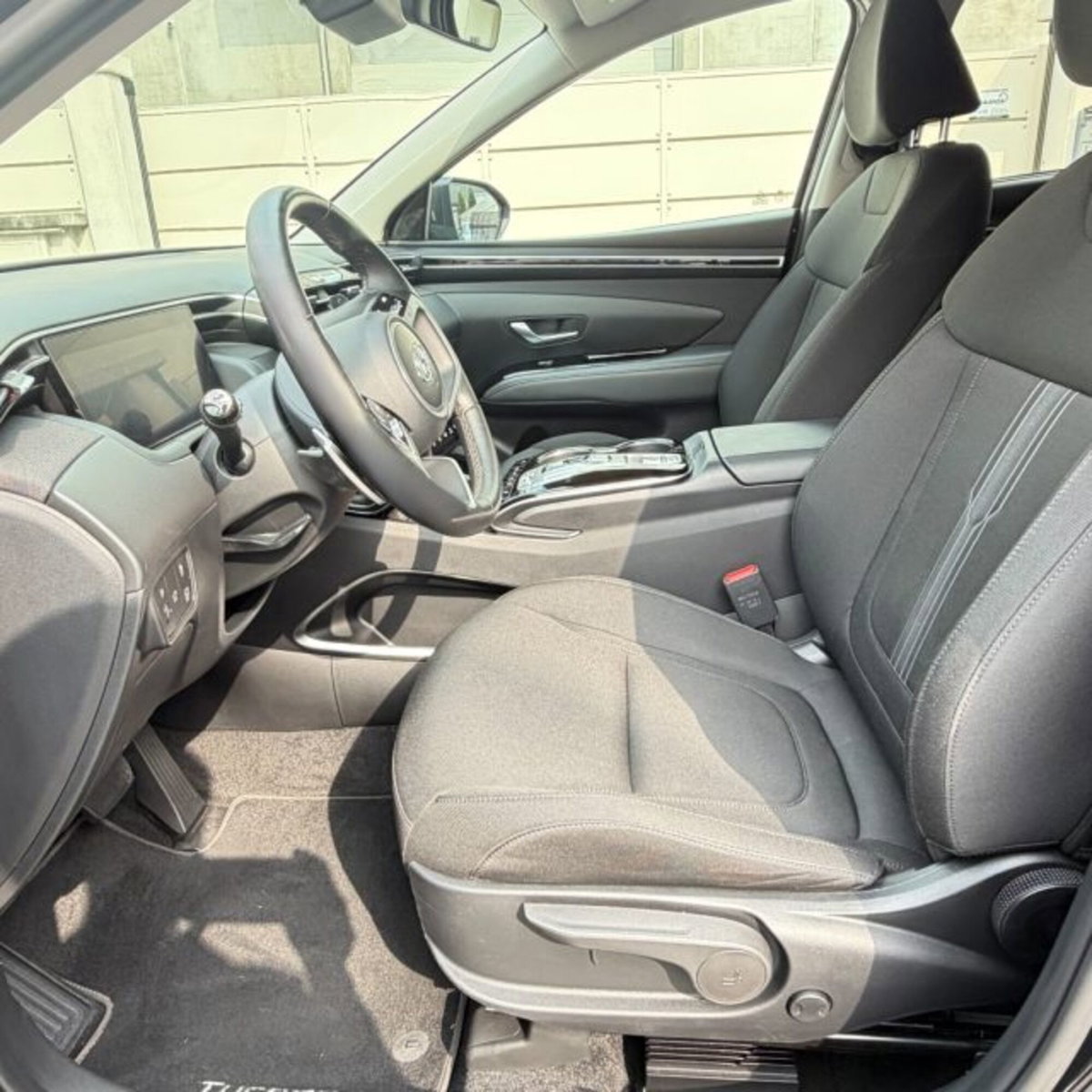Hyundai Tucson 1.6 hev Exellence 2wd 239cv auto (6)