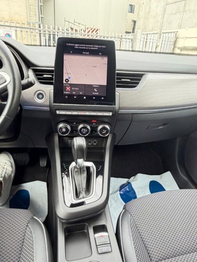 Renault Arkana Hybrid E-Tech 145 CV Techno (12)