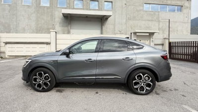 Renault Arkana Hybrid E-Tech 145 CV Techno (2)