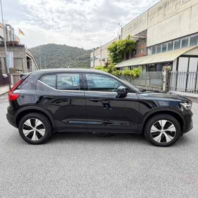 Volvo XC40 T4 Recharge Plug-in Hybrid R-design (5)