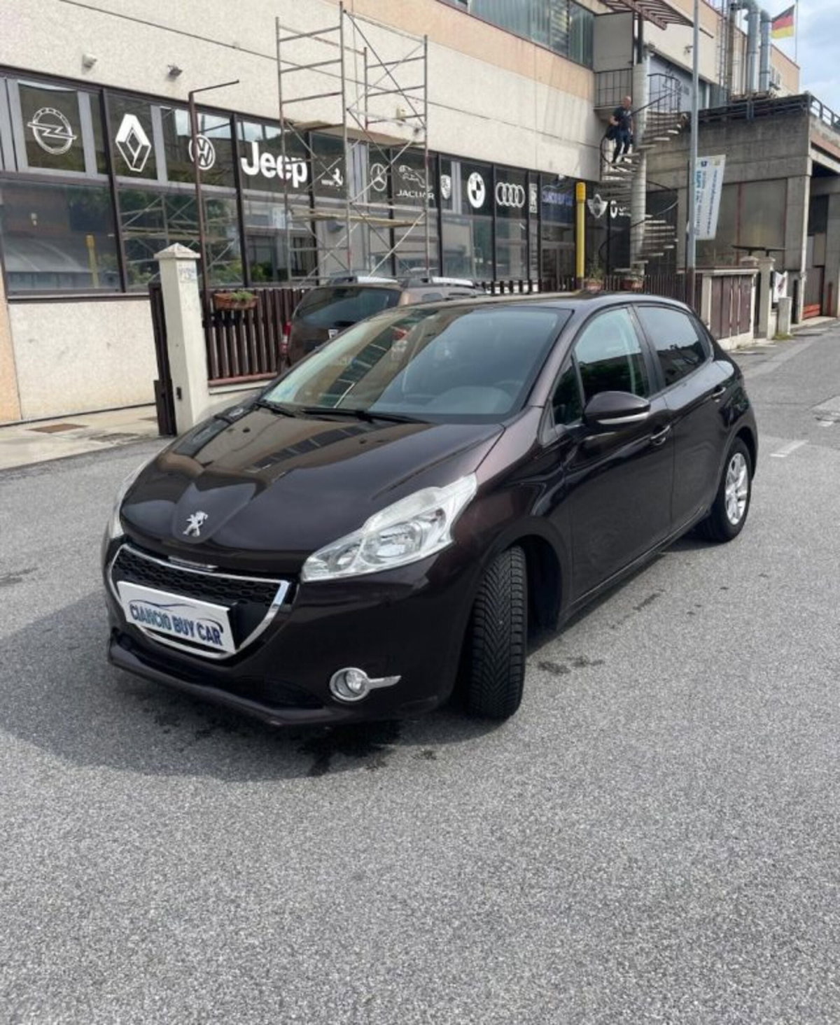 Peugeot 208 e-HDi 92 CV Stop&Start 5 porte Allure