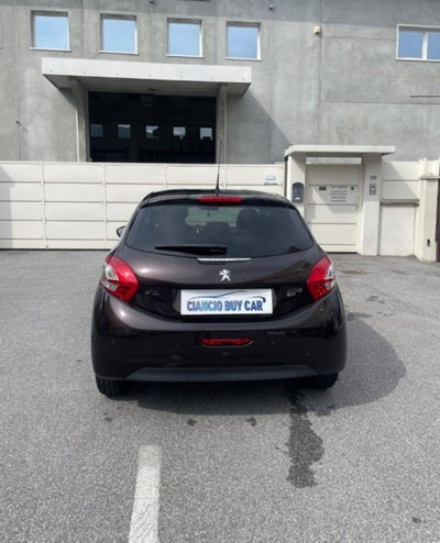 Peugeot 208 e-HDi 92 CV Stop&Start 5 porte Allure (3)