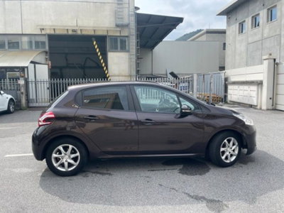 Peugeot 208 e-HDi 92 CV Stop&Start 5 porte Allure (5)